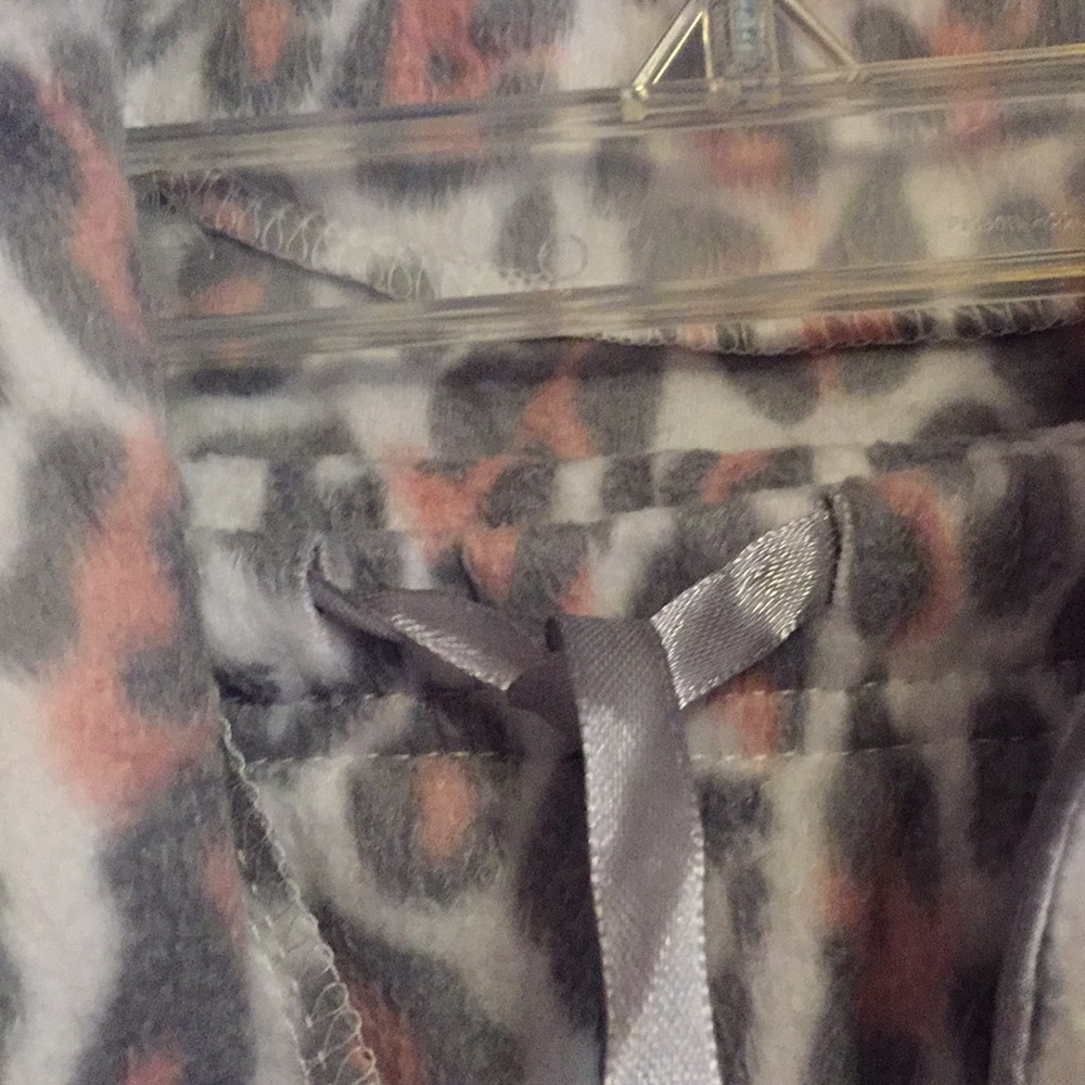 Pajamas - Picture 4 of 6